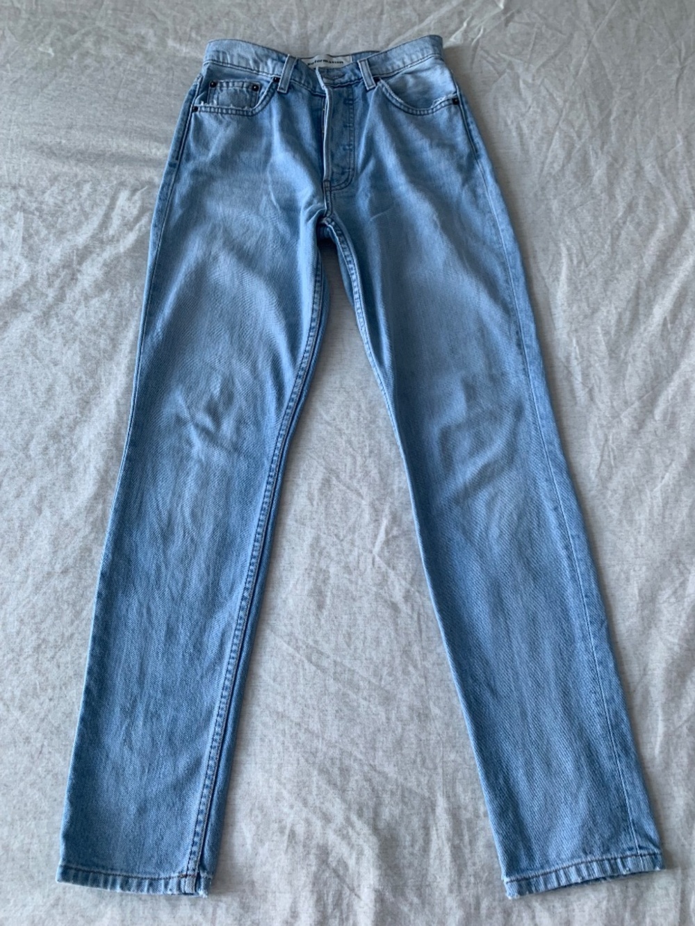 Reformation Jeans Melissa in Skye wash High Rise women’s Size 24 - Picture 4 of 13